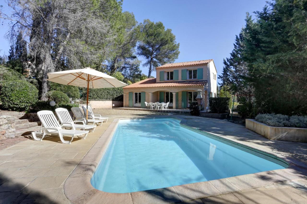 Villa 8 Pers, Climatisee, Piscine Chauffee, Un Havre De Paix Sous Les Pins Parasols Roquebrune-sur Argens Exteriör bild
