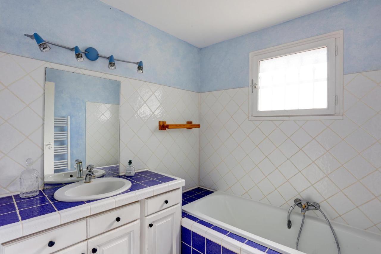 Villa 8 Pers, Climatisee, Piscine Chauffee, Un Havre De Paix Sous Les Pins Parasols Roquebrune-sur Argens Exteriör bild